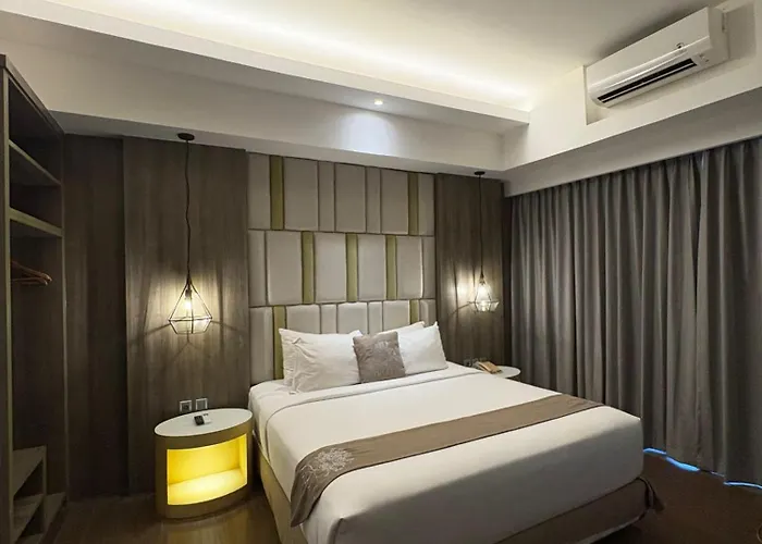 酒店 The Crystal Luxury Bay
