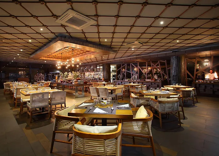 The Crystal Luxury Bay 5* 努沙杜瓦