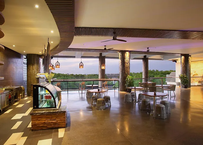 The Crystal Luxury Bay 努沙杜瓦