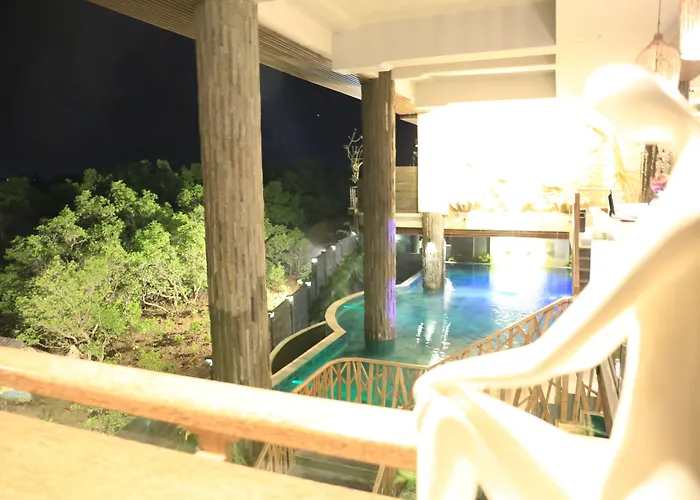 The Crystal Luxury Bay 努沙杜瓦