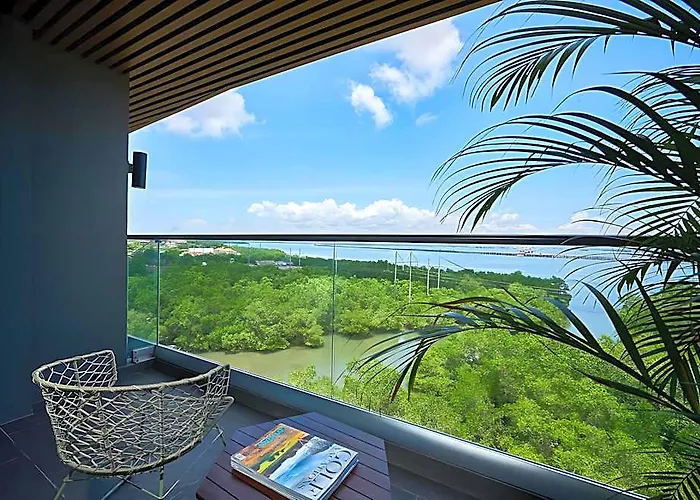 The Crystal Luxury Bay 5*
