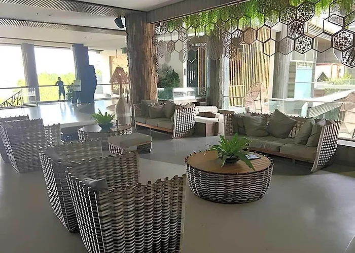 The Crystal Luxury Bay 酒店 努沙杜瓦