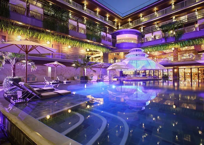 The Crystal Luxury Bay 努沙杜瓦