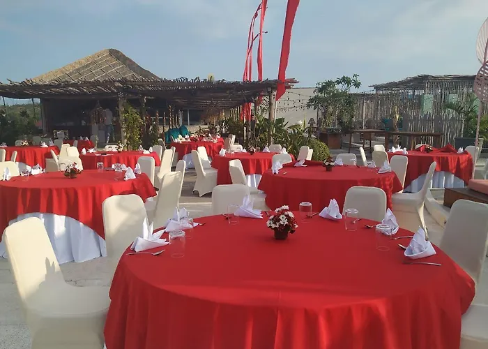 Hotel The Crystal Luxury Bay 5*